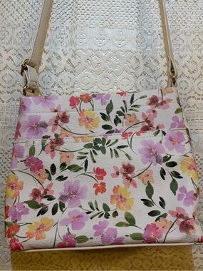 floral crossbody bag 🌸🌼
